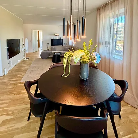 Seafront Lux Apt, Central, Beach, Direct Airport Metro Apartamento Copenhaga