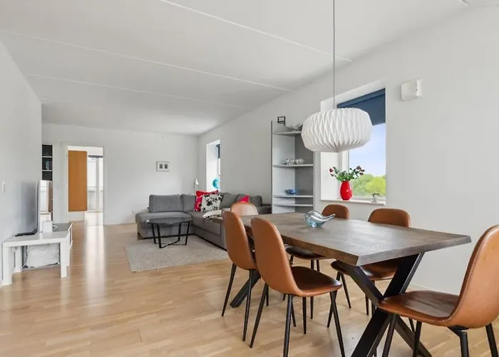 アパート Seafront - Bright, Beach, Direct Airport Metro *