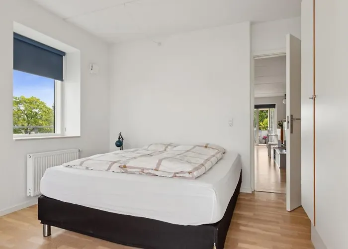 アパート Seafront - Bright, Beach, Direct Airport Metro